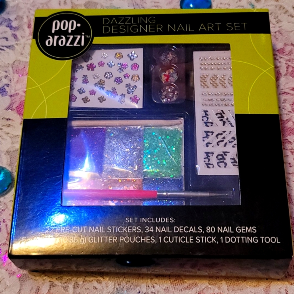Brand New Pop-arazzi Dazzling Designer Nail ArtSet
